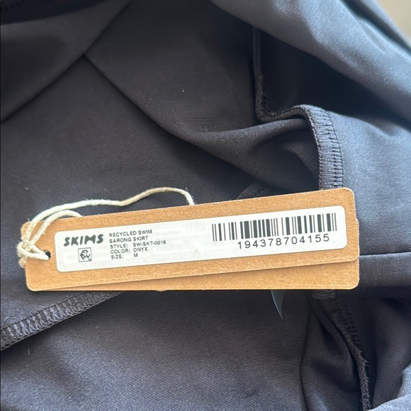 NWT SKIMS Swim Black Sarong Skirt size Medium - Picture 4 of 4